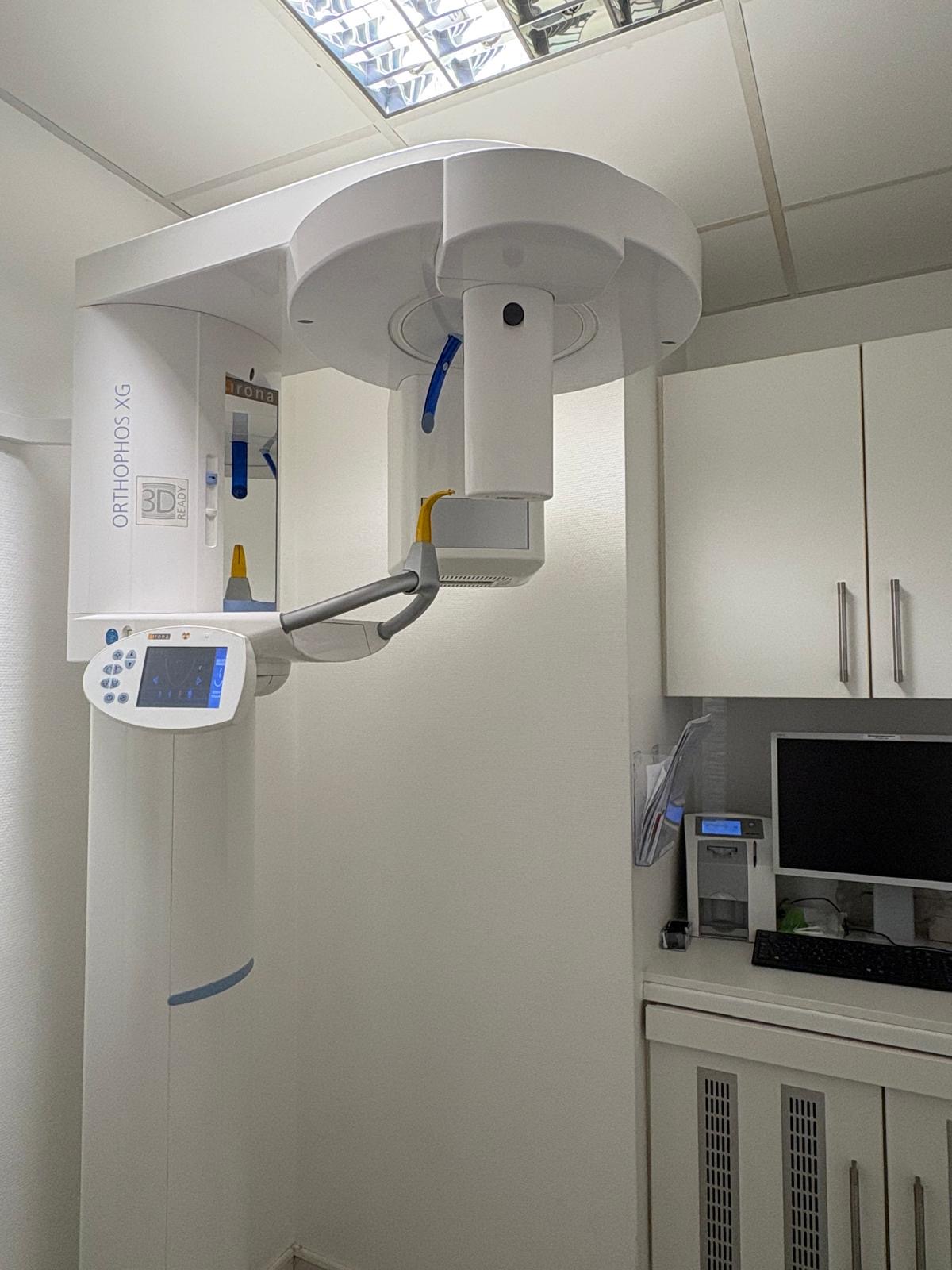 Digitales 3D-Röntgengerät Sirona Orthophos XG in der Praxis Dr. Metzger